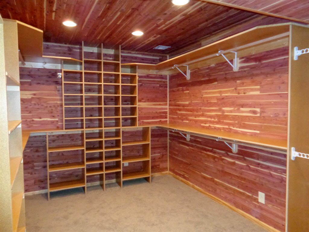 closet storage, walk-in closet